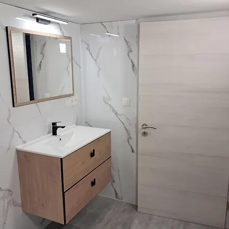 La Taniere Du Loup Privatunterkunft Malmedy